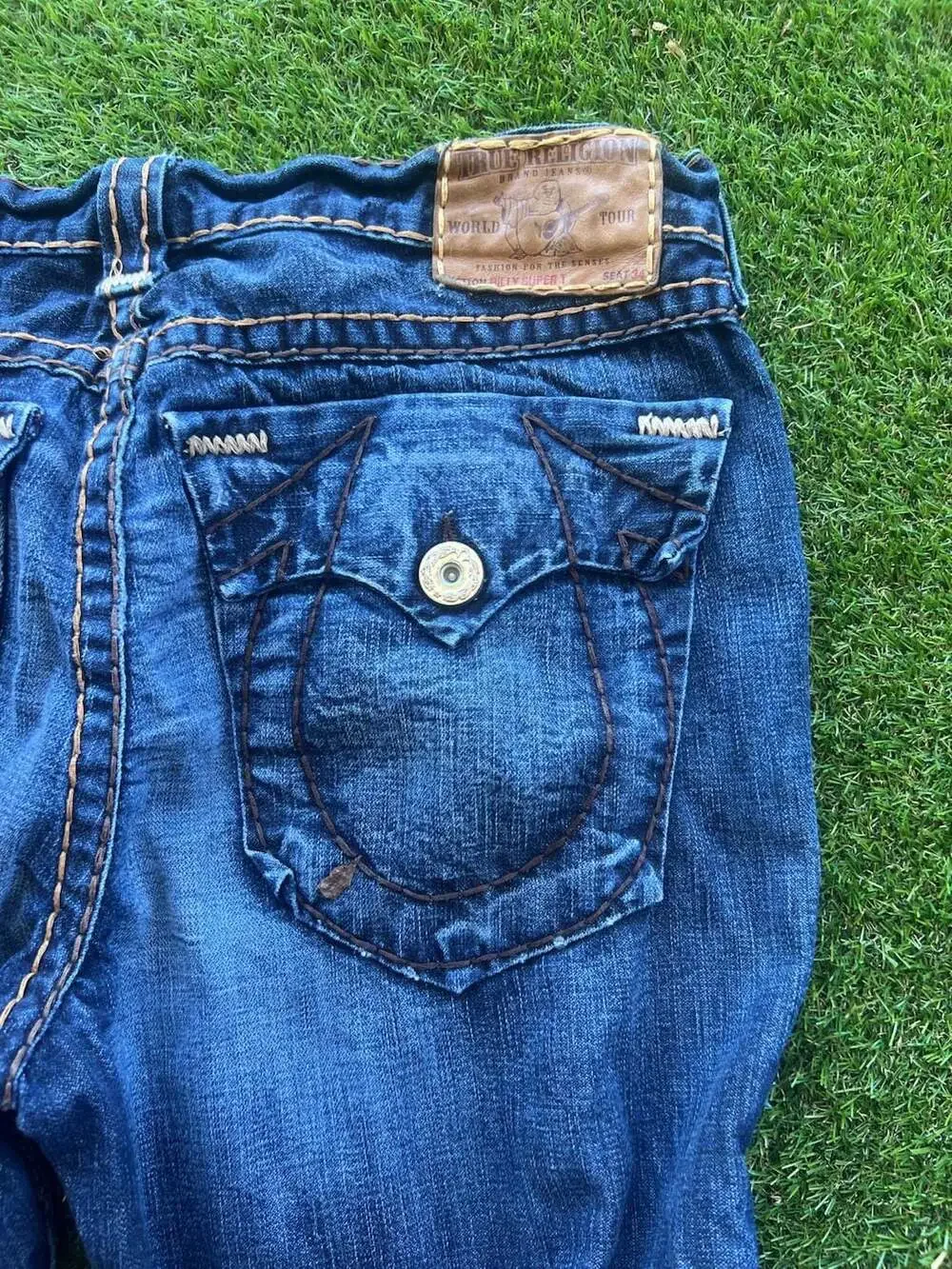 True Religion Billy Super T Distressed Made in USA Jeans Size 38